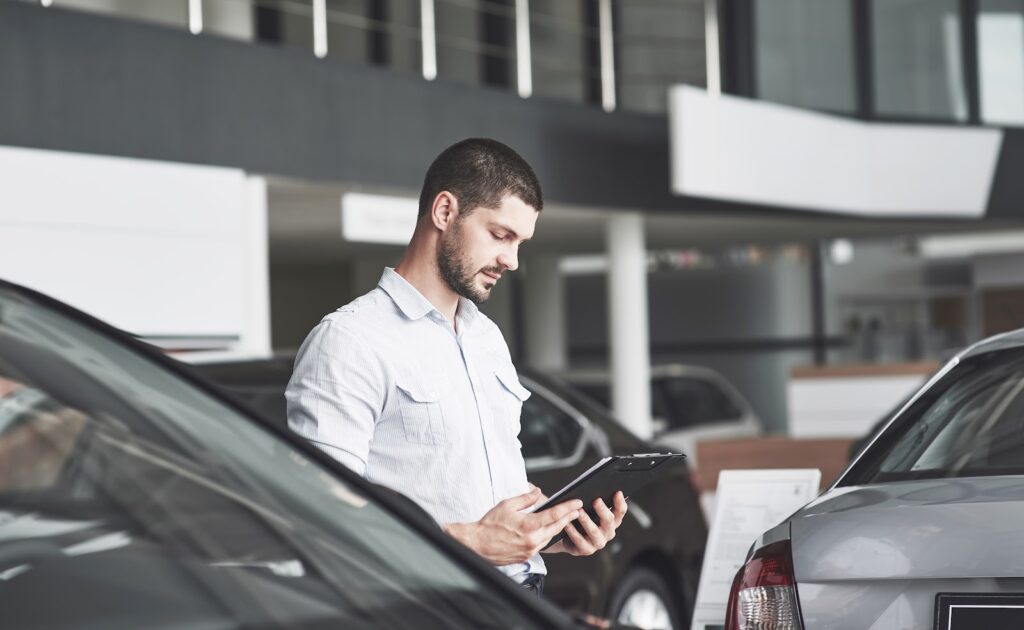 Por que OpaCarro é a melhor plataforma para lojistas comprarem carros usados?